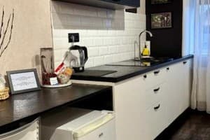 Мини-отель Chayka Home Hotel. Улучшенный трехместный студио 8