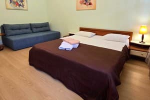 Home Hotel вул. Велика Житомирська, 4В 1