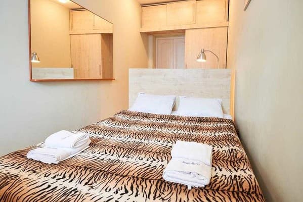 Home Hotel ул. Мечникова, 7 5